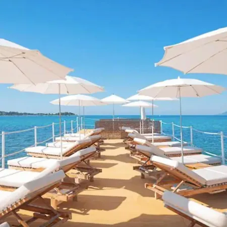 Modern With Terrace And Parking * Cannes